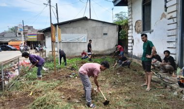 Aksi Bersih-Bersih Cagar Budaya Upaya Bangkitkan Kesadaran Kolektif Tangani Sampah