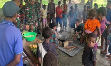 Sejahterakan Masyarakat, Satgas Yonif 143/TWEJ Kembangkan Usaha Kreatif di Papua