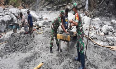 Jalin Tali Silaturahmi Babinsa Koramil 04/Tembagapura Anjangsana ke Tokoh Masyarakat