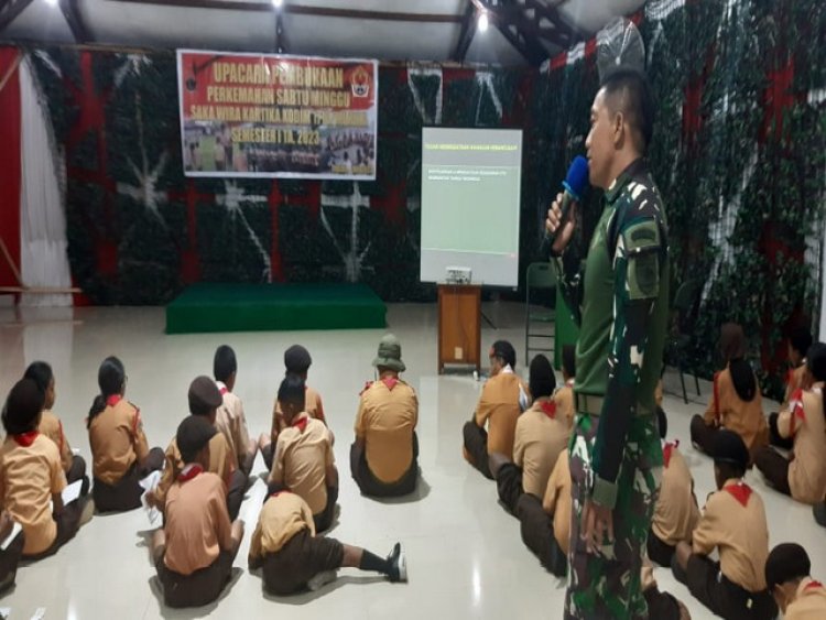 Tanamkan Rasa Cinta Tanah Air Sejak Dini, Pasiter Kodim 1710/Mimika Bekali Materi Wawasan Kebangsaan Kepada Peserta Persami Pramuka Saka Wira Kartika