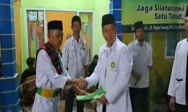 Ketua DPD TTKKDH Kukuhkan Abah Uki Sebagai Ketua Kasepuhan Pandeglang