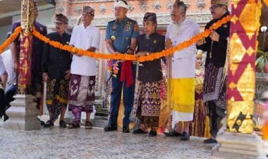 Panglima TNI Resmikan Bale Asta Dala Puri Ageng Blahbatuh Bali