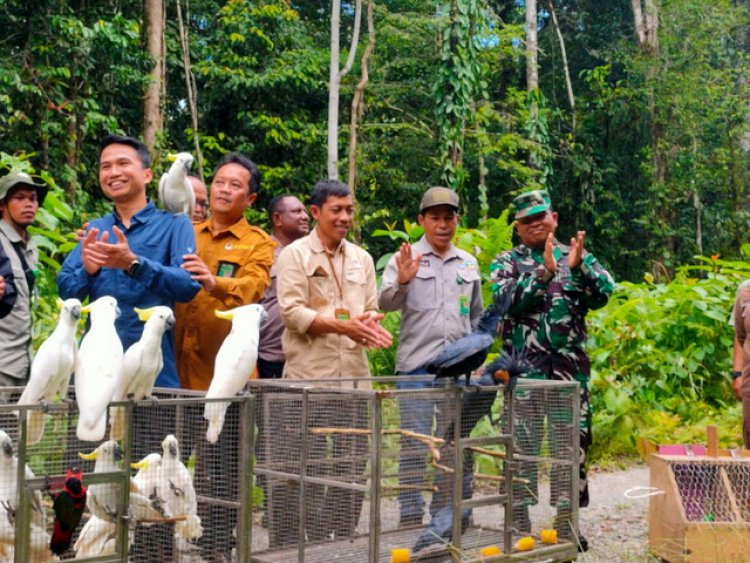 Dukung Pelestarian Satwa, Danramil 1710-03/KK Hadiri Kegiatan Pelepasliaran Satwa Ke Habitat Alamnya