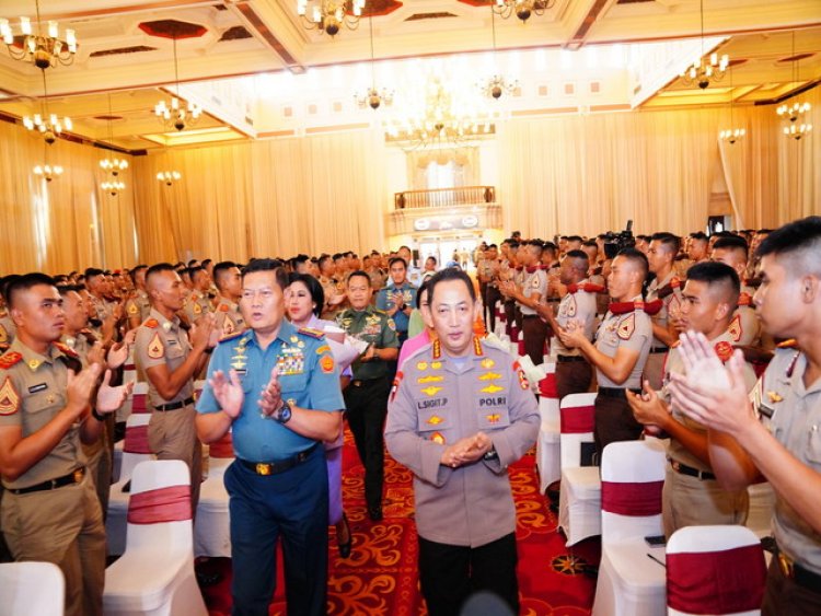 Panglima TNI: TNI-Polri Adalah Alat Perekat Perbedaan Bangsa