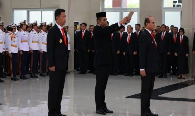 Menhan Prabowo Resmi Lantik Mayjen TNI Jonni Mahroza Sebagai Rektor Unhan RI