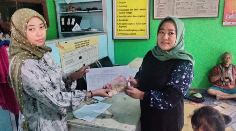 Salurkan BLT DD dan Honor LKD Triwulan Pertama, Pemdes Curug Realisasikan Dana Desa