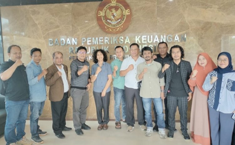 Soroti Proyek DPUPR Banten, APWPB dan Aktivis Senior Gelar Audensi di BPK RI Perwakilan Provinsi Banten