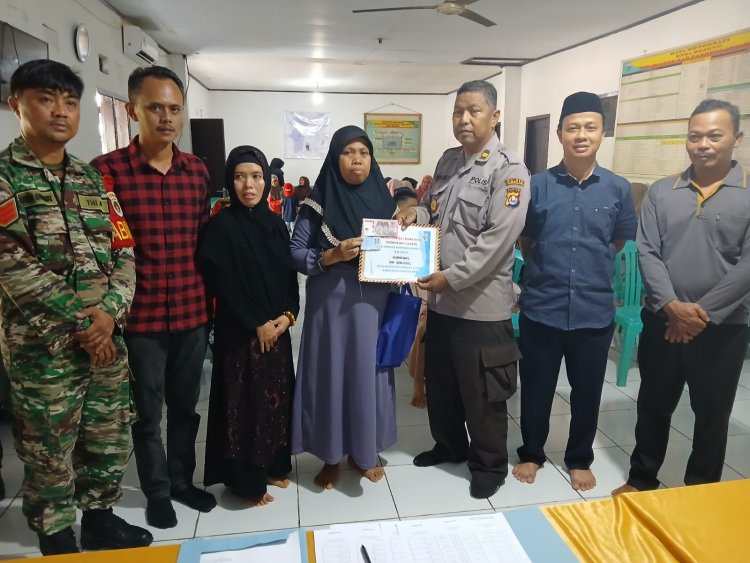 Pemerintah Desa Bojong Kecamatan Bojong, Salurkan Honor LKD Dan BLT-DD Tahun Anggaran 2025.