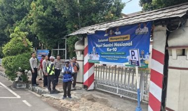Satlantas Polres Pandeglang Sosialisasikan Penertiban Kendaraan pada Kegiatan Hari Santri Nasional