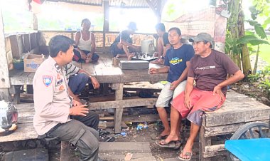Anggota Polsek Patia Kabupaten Pandeglang Lakukan Giat Sambangi Tokoh Masyarakat Kecamatan Patia