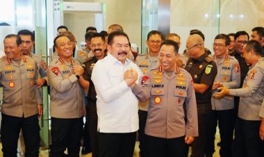 Pascapenangkapan Mantan Pejabat BGN dan Mantan Jampidsus, Jaksa Agung dan Kapolri Tunjukkan Keakraban