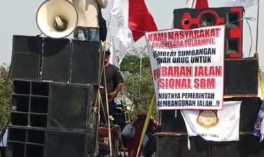 Aksi Unjuk Rasa di Jalan Bojonegara–Pulo Ampel, Tuntut Pelebaran Jalan Nasional