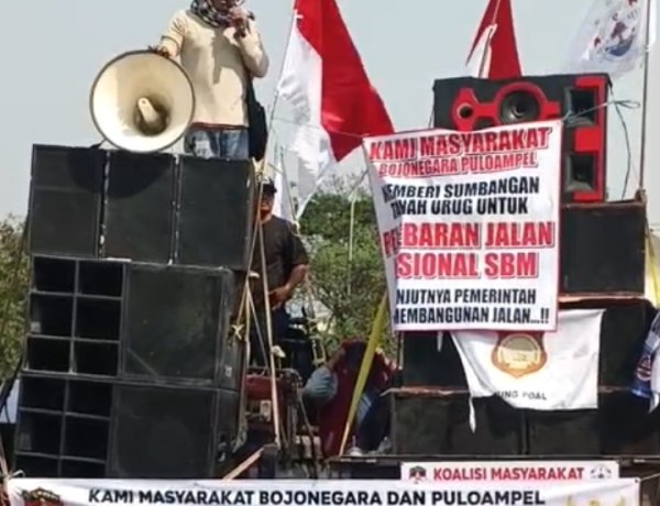 Aksi Unjuk Rasa di Jalan Bojonegara–Pulo Ampel, Tuntut Pelebaran Jalan Nasional