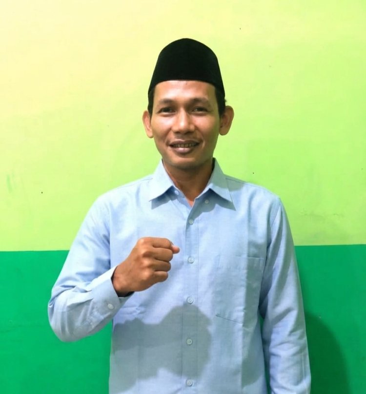 Humaedi Zen : Karesep Ngelehken Ka Cape. Poho Mun Teu Boga Duit, Pemuda Inspiratif Dari Cikedal