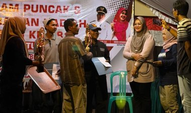 CV Juhed Barokah Labuan Raih Juara 2 Gerak Jalan Umum Kecamatan Labuan