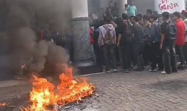 Demo di DPRD Pandeglang Memanas, Mahasiswa Soroti PAD dan Anggaran DPRD